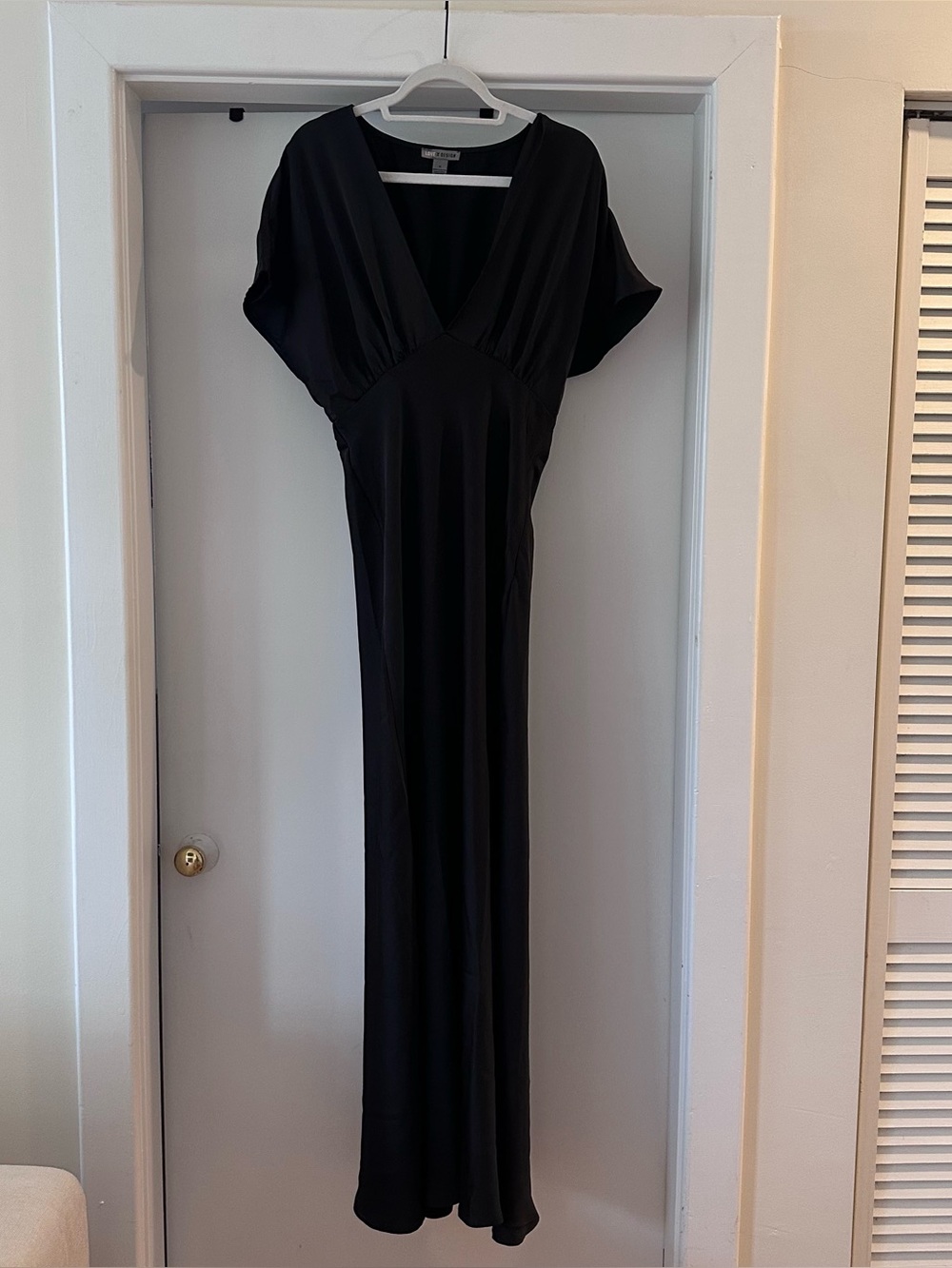Black V-Neck Maxi Dress dolman sleeves